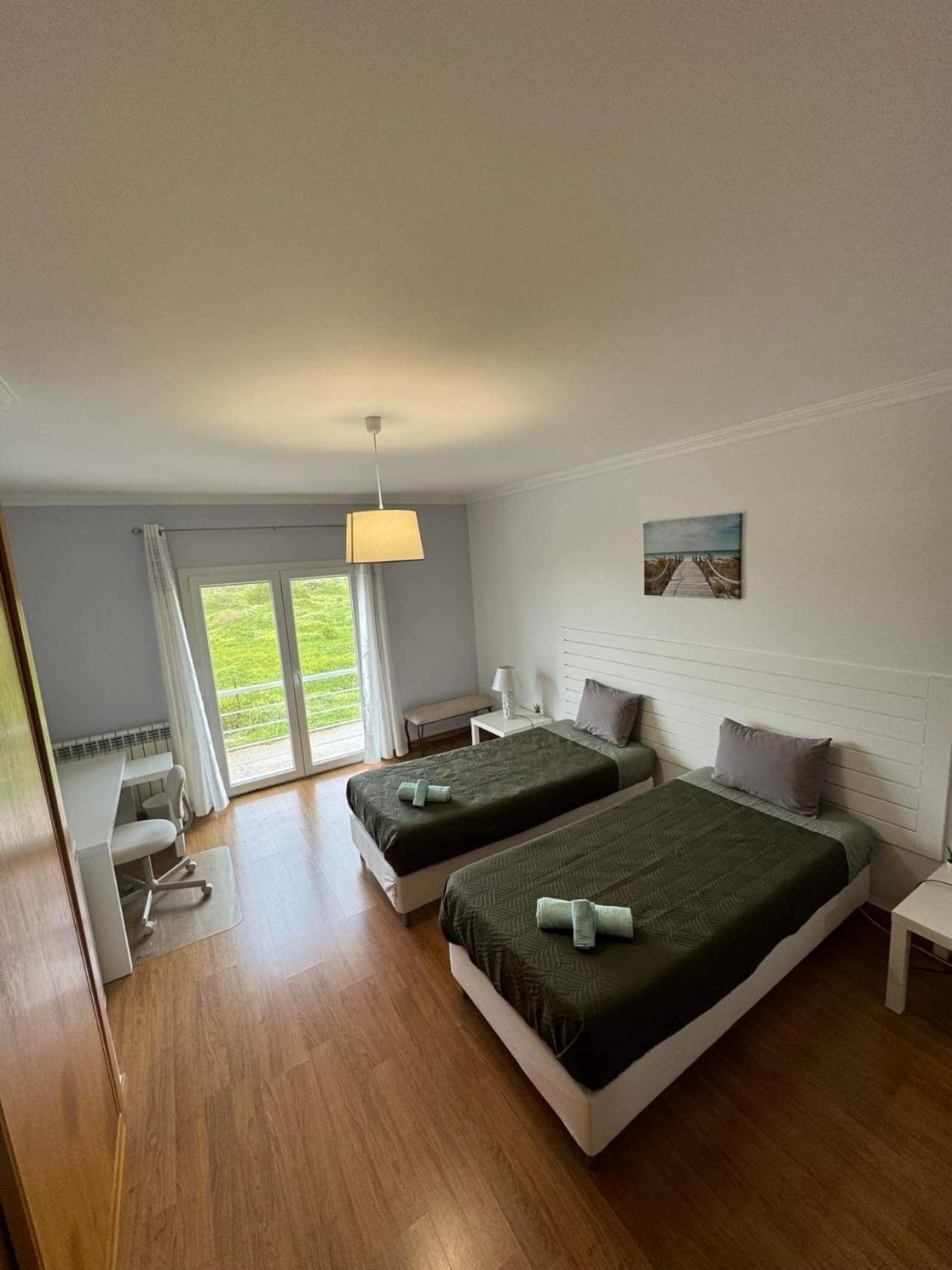 Sunny Baleal Guesthouse เฟอร์เรล ภายนอก รูปภาพ